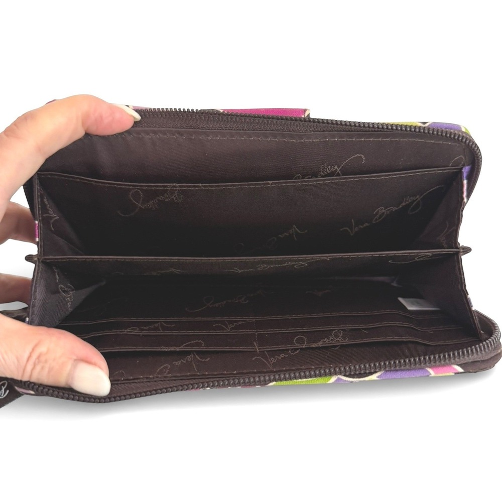 Vera Bradley Petal Paisley Quilted Turnlock Organizer Wallet Brown Pink Floral - Picture 8 of 9